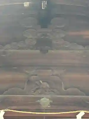 三尾神社の{uncategorized: "未分類", other: "その他", undefined: "問題あり", building: "その他建物", grave: "お墓", sacred_gate: "鳥居", guardian: "狛犬", statue: "像", buddha: "仏像", history: "歴史", nature: "自然", garden: "庭園", animal: "動物", pagoda: "塔", temizu: "手水舎", mountain_gate: "山門・神門", sanctuary: "本殿・本堂", subordinate: "末社・摂社", art: "芸術", scenery: "景色", jizo: "地蔵", ema: "絵馬", goshuin: "御朱印", omikuji: "おみくじ", items: "授与品その他", amulet: "お守り", goshuincho: "御朱印帳", eats: "食事", festival: "お祭り", votive_dance: "神楽", shichigosan: "七五三参", wedding: "結婚式", experience: "体験その他", initially: "初詣", around: "周辺", anti_infection: "感染症対策"}