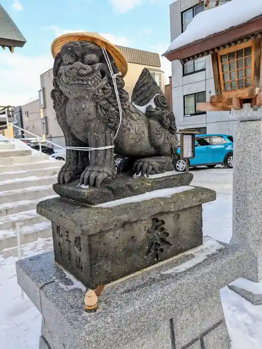 札幌諏訪神社の狛犬