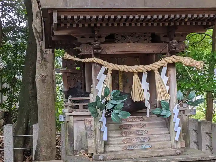 八幡社(柏井町)の動物