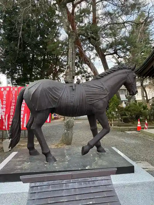 竹駒神社の{uncategorized: "未分類", other: "その他", undefined: "問題あり", building: "その他建物", grave: "お墓", sacred_gate: "鳥居", guardian: "狛犬", statue: "像", buddha: "仏像", history: "歴史", nature: "自然", garden: "庭園", animal: "動物", pagoda: "塔", temizu: "手水舎", mountain_gate: "山門・神門", sanctuary: "本殿・本堂", subordinate: "末社・摂社", art: "芸術", scenery: "景色", jizo: "地蔵", ema: "絵馬", goshuin: "御朱印", omikuji: "おみくじ", items: "授与品その他", amulet: "お守り", goshuincho: "御朱印帳", eats: "食事", festival: "お祭り", votive_dance: "神楽", shichigosan: "七五三参", wedding: "結婚式", experience: "体験その他", initially: "初詣", around: "周辺", anti_infection: "感染症対策"}