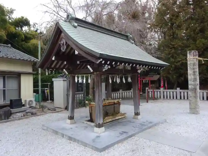 諏訪神社の手水舎