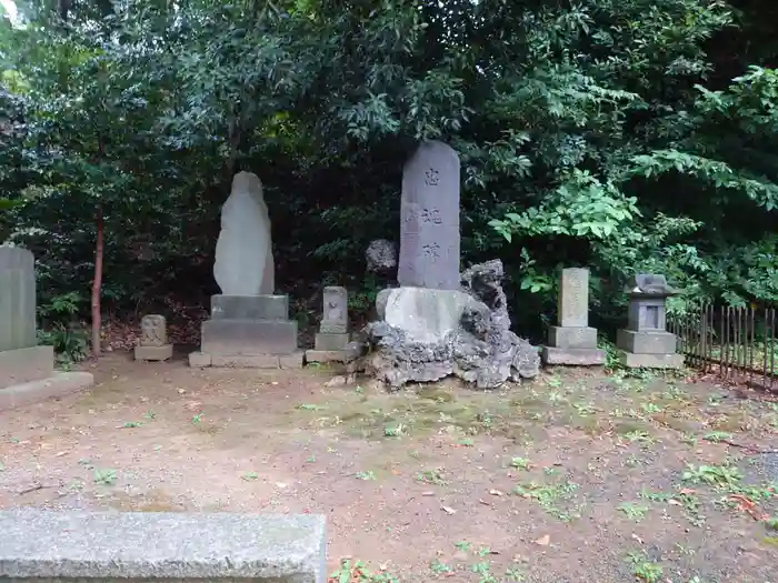 神明社の建物その他