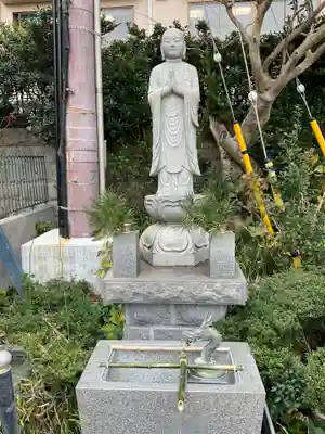 最福寺別院江の島大師の手水舎