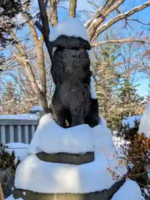彌彦神社　(伊夜日子神社)の狛犬