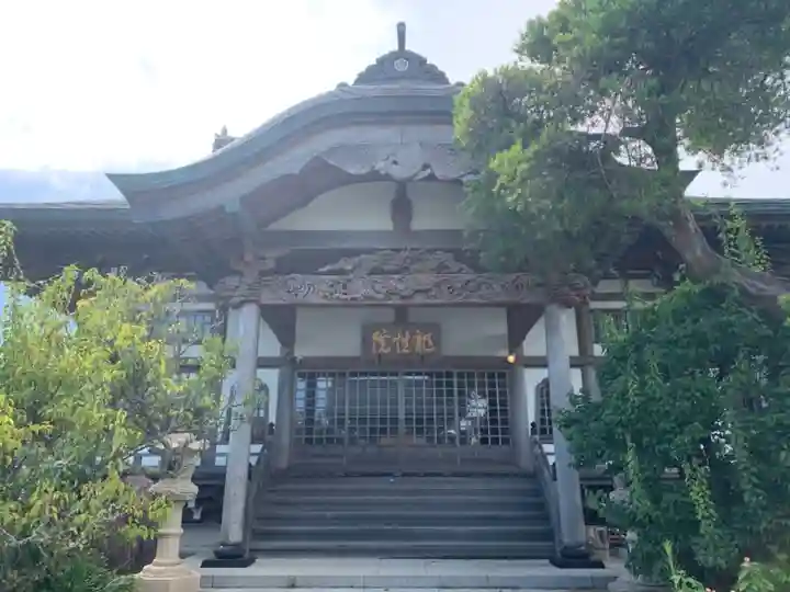 竜性院の本殿・本堂