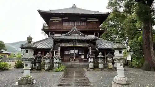 曹源寺の本殿