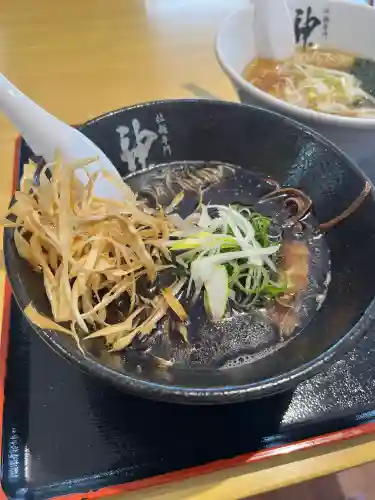 海津見神社（桂浜龍王宮）の{uncategorized: "未分類", other: "その他", undefined: "問題あり", building: "その他建物", grave: "お墓", sacred_gate: "鳥居", guardian: "狛犬", statue: "像", buddha: "仏像", history: "歴史", nature: "自然", garden: "庭園", animal: "動物", pagoda: "塔", temizu: "手水舎", mountain_gate: "山門・神門", sanctuary: "本殿・本堂", subordinate: "末社・摂社", art: "芸術", scenery: "景色", jizo: "地蔵", ema: "絵馬", goshuin: "御朱印", omikuji: "おみくじ", items: "授与品その他", amulet: "お守り", goshuincho: "御朱印帳", eats: "食事", festival: "お祭り", votive_dance: "神楽", shichigosan: "七五三参", wedding: "結婚式", experience: "体験その他", initially: "初詣", around: "周辺", anti_infection: "感染症対策"}