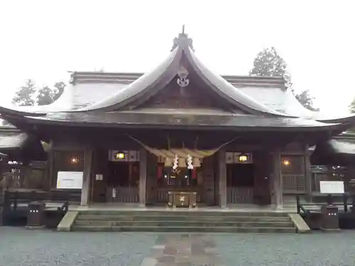 阿蘇神社の本殿