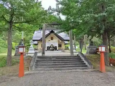 滝上神社の本殿