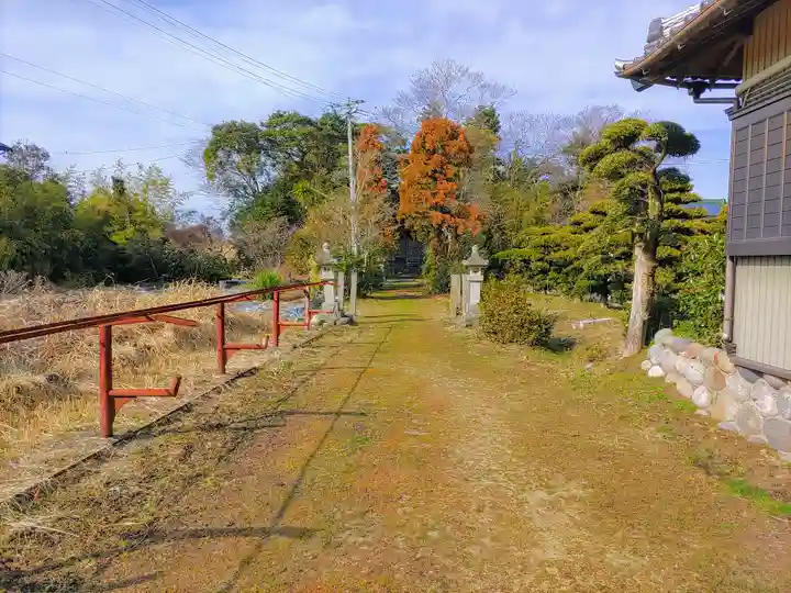 八龍社(葛木)のその他建物