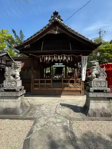 深島神社(柳原)の{uncategorized: "未分類", other: "その他", undefined: "問題あり", building: "その他建物", grave: "お墓", sacred_gate: "鳥居", guardian: "狛犬", statue: "像", buddha: "仏像", history: "歴史", nature: "自然", garden: "庭園", animal: "動物", pagoda: "塔", temizu: "手水舎", mountain_gate: "山門・神門", sanctuary: "本殿・本堂", subordinate: "末社・摂社", art: "芸術", scenery: "景色", jizo: "地蔵", ema: "絵馬", goshuin: "御朱印", omikuji: "おみくじ", items: "授与品その他", amulet: "お守り", goshuincho: "御朱印帳", eats: "食事", festival: "お祭り", votive_dance: "神楽", shichigosan: "七五三参", wedding: "結婚式", experience: "体験その他", initially: "初詣", around: "周辺", anti_infection: "感染症対策"}
