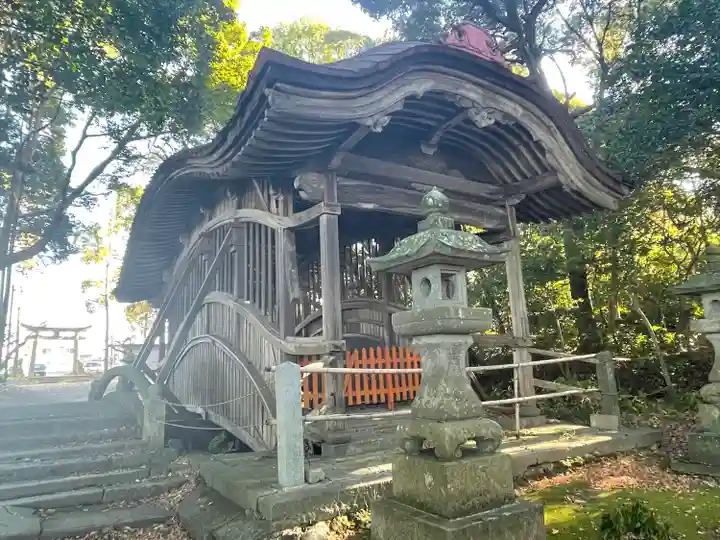 薦神社のその他建物