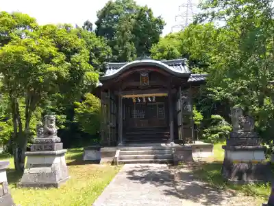 八幡神社の{uncategorized: "未分類", other: "その他", undefined: "問題あり", building: "その他建物", grave: "お墓", sacred_gate: "鳥居", guardian: "狛犬", statue: "像", buddha: "仏像", history: "歴史", nature: "自然", garden: "庭園", animal: "動物", pagoda: "塔", temizu: "手水舎", mountain_gate: "山門・神門", sanctuary: "本殿・本堂", subordinate: "末社・摂社", art: "芸術", scenery: "景色", jizo: "地蔵", ema: "絵馬", goshuin: "御朱印", omikuji: "おみくじ", items: "授与品その他", amulet: "お守り", goshuincho: "御朱印帳", eats: "食事", festival: "お祭り", votive_dance: "神楽", shichigosan: "七五三参", wedding: "結婚式", experience: "体験その他", initially: "初詣", around: "周辺", anti_infection: "感染症対策"}