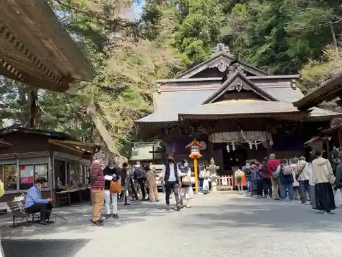 新倉富士浅間神社の本殿・本堂