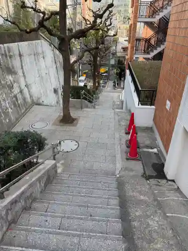 豊川稲荷東京別院の{uncategorized: "未分類", other: "その他", undefined: "問題あり", building: "その他建物", grave: "お墓", sacred_gate: "鳥居", guardian: "狛犬", statue: "像", buddha: "仏像", history: "歴史", nature: "自然", garden: "庭園", animal: "動物", pagoda: "塔", temizu: "手水舎", mountain_gate: "山門・神門", sanctuary: "本殿・本堂", subordinate: "末社・摂社", art: "芸術", scenery: "景色", jizo: "地蔵", ema: "絵馬", goshuin: "御朱印", omikuji: "おみくじ", items: "授与品その他", amulet: "お守り", goshuincho: "御朱印帳", eats: "食事", festival: "お祭り", votive_dance: "神楽", shichigosan: "七五三参", wedding: "結婚式", experience: "体験その他", initially: "初詣", around: "周辺", anti_infection: "感染症対策"}