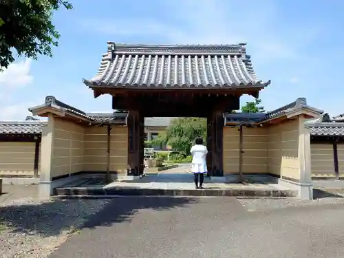 正眼寺の山門