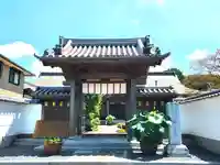 歓喜院の山門・神門
