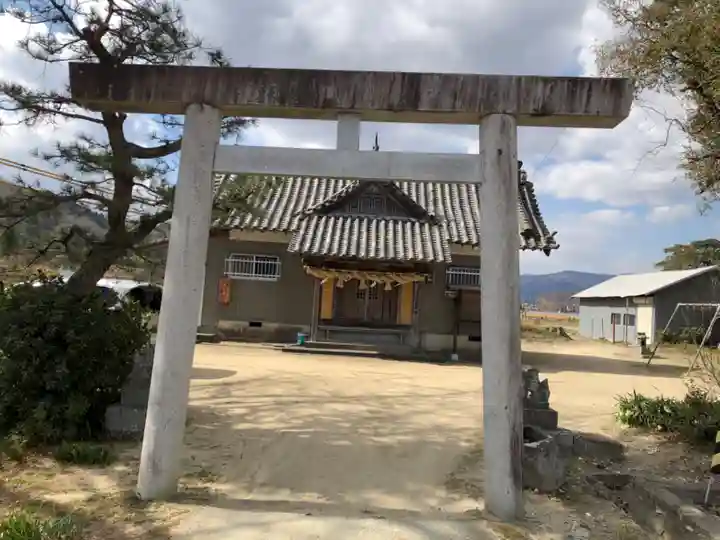 天村雲神社の鳥居