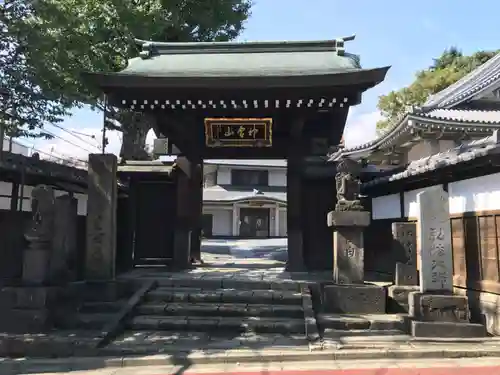 新長谷寺の山門