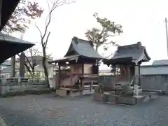 苅間八坂神社の末社