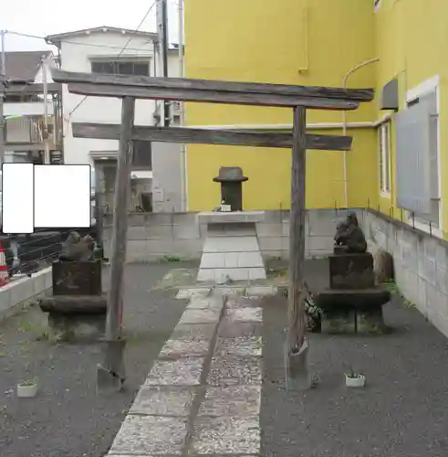 正一位小市郎稲荷神社古跡（跡地）の鳥居