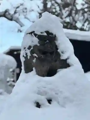 手稲神社の{uncategorized: "未分類", other: "その他", undefined: "問題あり", building: "その他建物", grave: "お墓", sacred_gate: "鳥居", guardian: "狛犬", statue: "像", buddha: "仏像", history: "歴史", nature: "自然", garden: "庭園", animal: "動物", pagoda: "塔", temizu: "手水舎", mountain_gate: "山門・神門", sanctuary: "本殿・本堂", subordinate: "末社・摂社", art: "芸術", scenery: "景色", jizo: "地蔵", ema: "絵馬", goshuin: "御朱印", omikuji: "おみくじ", items: "授与品その他", amulet: "お守り", goshuincho: "御朱印帳", eats: "食事", festival: "お祭り", votive_dance: "神楽", shichigosan: "七五三参", wedding: "結婚式", experience: "体験その他", initially: "初詣", around: "周辺", anti_infection: "感染症対策"}