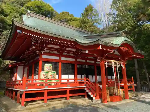 桜ヶ池池宮神社の{uncategorized: "未分類", other: "その他", undefined: "問題あり", building: "その他建物", grave: "お墓", sacred_gate: "鳥居", guardian: "狛犬", statue: "像", buddha: "仏像", history: "歴史", nature: "自然", garden: "庭園", animal: "動物", pagoda: "塔", temizu: "手水舎", mountain_gate: "山門・神門", sanctuary: "本殿・本堂", subordinate: "末社・摂社", art: "芸術", scenery: "景色", jizo: "地蔵", ema: "絵馬", goshuin: "御朱印", omikuji: "おみくじ", items: "授与品その他", amulet: "お守り", goshuincho: "御朱印帳", eats: "食事", festival: "お祭り", votive_dance: "神楽", shichigosan: "七五三参", wedding: "結婚式", experience: "体験その他", initially: "初詣", around: "周辺", anti_infection: "感染症対策"}