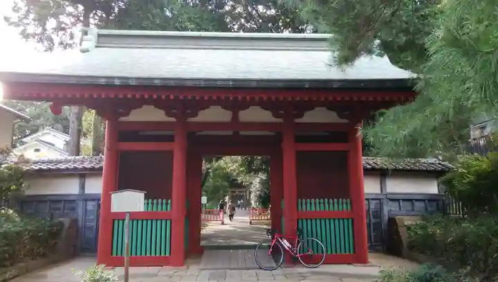 仙波東照宮の山門・神門