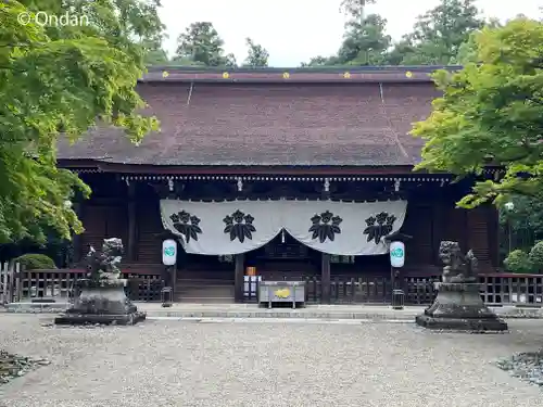 多田神社の本殿・本堂