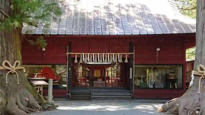 北口本宮冨士浅間神社の本殿・本堂