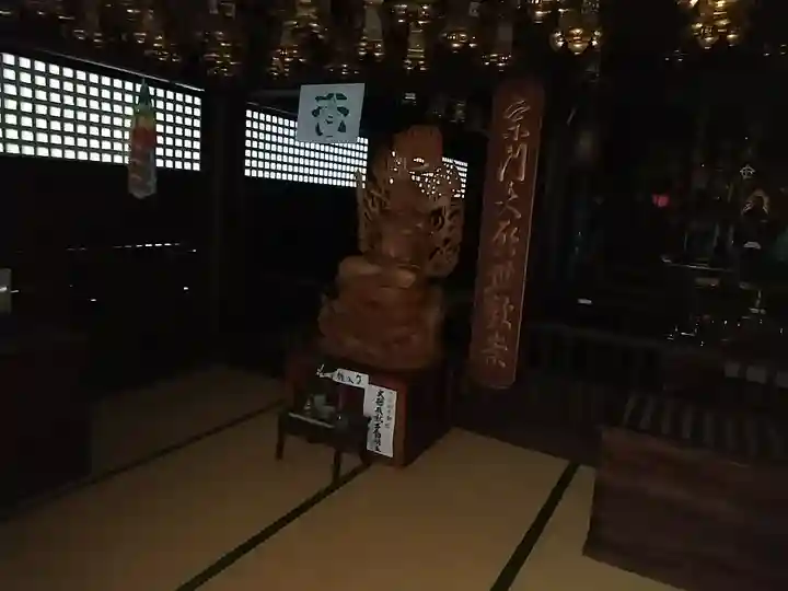 西国寺の本殿・本堂