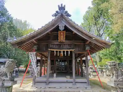 魚入神社の本殿・本堂