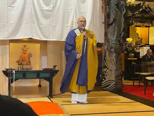 伊勢の国 四天王寺の{uncategorized: "未分類", other: "その他", undefined: "問題あり", building: "その他建物", grave: "お墓", sacred_gate: "鳥居", guardian: "狛犬", statue: "像", buddha: "仏像", history: "歴史", nature: "自然", garden: "庭園", animal: "動物", pagoda: "塔", temizu: "手水舎", mountain_gate: "山門・神門", sanctuary: "本殿・本堂", subordinate: "末社・摂社", art: "芸術", scenery: "景色", jizo: "地蔵", ema: "絵馬", goshuin: "御朱印", omikuji: "おみくじ", items: "授与品その他", amulet: "お守り", goshuincho: "御朱印帳", eats: "食事", festival: "お祭り", votive_dance: "神楽", shichigosan: "七五三参", wedding: "結婚式", experience: "体験その他", initially: "初詣", around: "周辺", anti_infection: "感染症対策"}