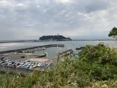 小動神社の景色