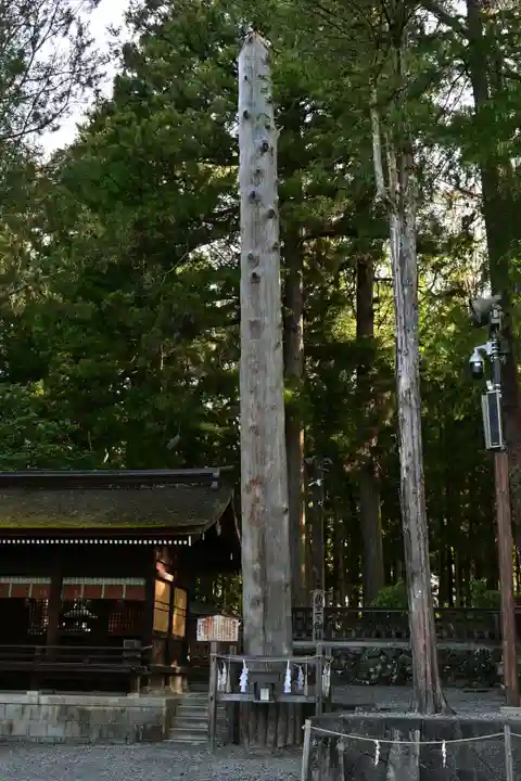 諏訪大社下社秋宮(長野県)