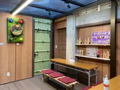 烏森神社の本殿・本堂