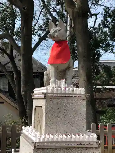 馬橋稲荷神社の狛犬