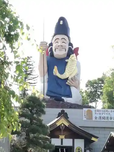 大前神社の像