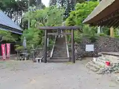 雨錫寺の鳥居