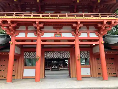 武蔵一宮氷川神社の山門・神門
