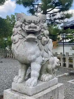 六請神社の狛犬
