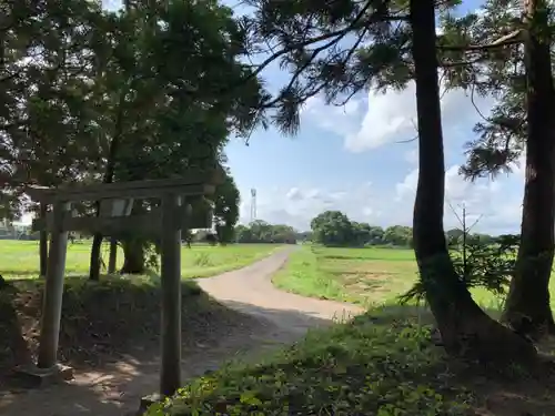 水神社の鳥居