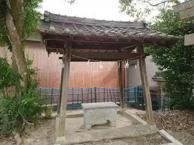 稲荷社の手水舎