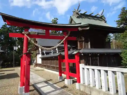 結城諏訪神社の鳥居