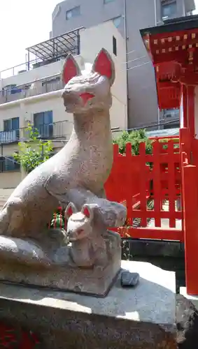 仲町稲荷神社の狛犬