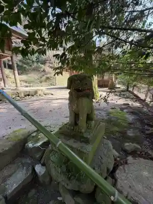 眞名井神社の{uncategorized: "未分類", other: "その他", undefined: "問題あり", building: "その他建物", grave: "お墓", sacred_gate: "鳥居", guardian: "狛犬", statue: "像", buddha: "仏像", history: "歴史", nature: "自然", garden: "庭園", animal: "動物", pagoda: "塔", temizu: "手水舎", mountain_gate: "山門・神門", sanctuary: "本殿・本堂", subordinate: "末社・摂社", art: "芸術", scenery: "景色", jizo: "地蔵", ema: "絵馬", goshuin: "御朱印", omikuji: "おみくじ", items: "授与品その他", amulet: "お守り", goshuincho: "御朱印帳", eats: "食事", festival: "お祭り", votive_dance: "神楽", shichigosan: "七五三参", wedding: "結婚式", experience: "体験その他", initially: "初詣", around: "周辺", anti_infection: "感染症対策"}