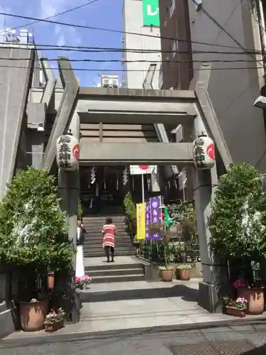 烏森神社の鳥居