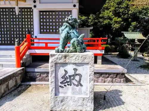 春日社（有脇春日社）の狛犬