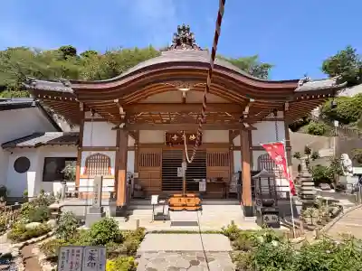 妙音寺の{uncategorized: "未分類", other: "その他", undefined: "問題あり", building: "その他建物", grave: "お墓", sacred_gate: "鳥居", guardian: "狛犬", statue: "像", buddha: "仏像", history: "歴史", nature: "自然", garden: "庭園", animal: "動物", pagoda: "塔", temizu: "手水舎", mountain_gate: "山門・神門", sanctuary: "本殿・本堂", subordinate: "末社・摂社", art: "芸術", scenery: "景色", jizo: "地蔵", ema: "絵馬", goshuin: "御朱印", omikuji: "おみくじ", items: "授与品その他", amulet: "お守り", goshuincho: "御朱印帳", eats: "食事", festival: "お祭り", votive_dance: "神楽", shichigosan: "七五三参", wedding: "結婚式", experience: "体験その他", initially: "初詣", around: "周辺", anti_infection: "感染症対策"}