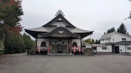 照覺寺の本殿・本堂